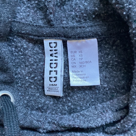 H&M ladies crop hoodie - Picture 4 of 6